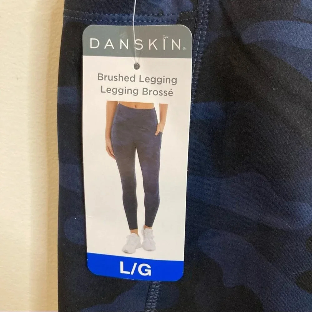 DANSKIN Sz L Brushed Leggings Super Soft Camo Pattern Pockets NWT